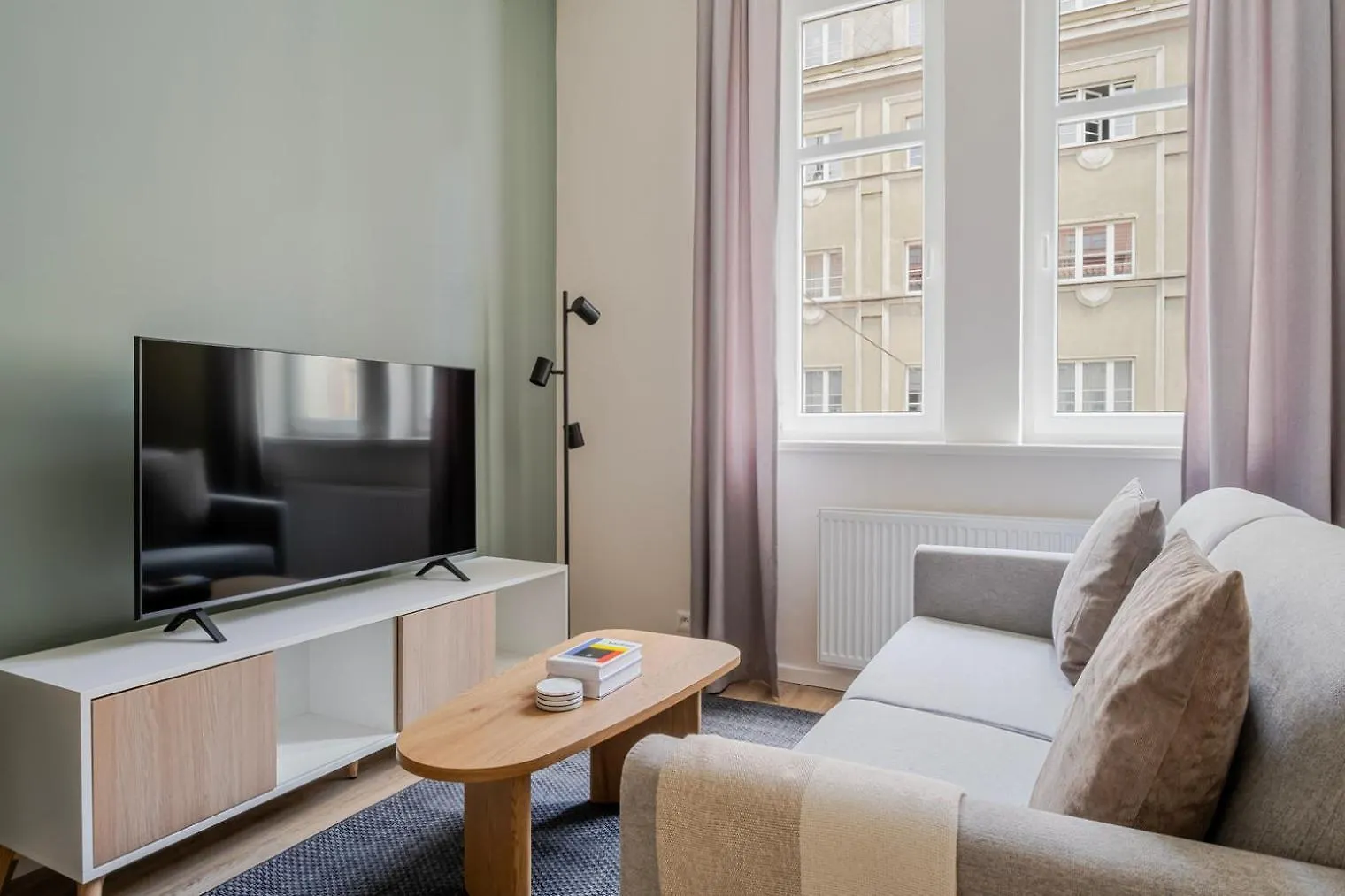 Blueground Holesovice View Nr Vltava Prg-57 Daire Prag